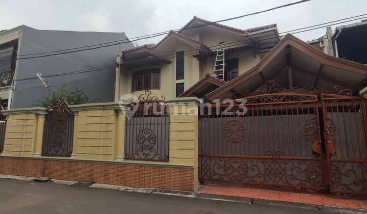 Dijual Rumah Luas dan Sejuk di Jantung Pasar Minggu - Dekat Aeon Mall & Tol Tb Simatupang! 2