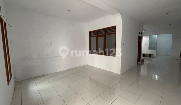 1.5-Story Strategic House for Rent in Tebet Timur, South Jakarta