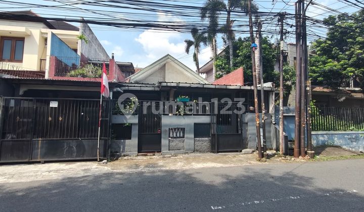 Rumah Kos Kosan 12 Kamar, Akses 2 Mobil Lebih, Strategis di Mampang Prapatan, Jaksel