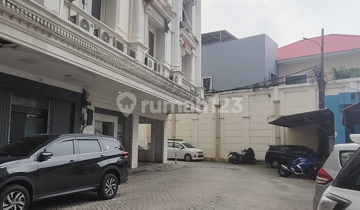 4-Storey Ready-to-Use Shop House, Spacious Parking on Jl. Soepomo, Tebet, South Jakarta 2