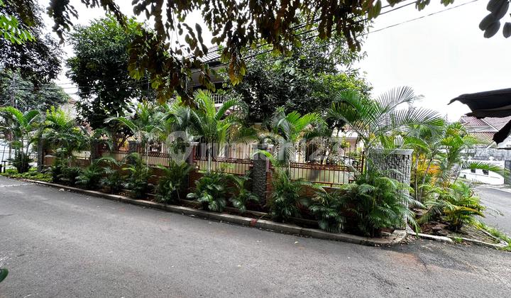 Dijual Rumah Mewah 2 Lantai di Komplek Premium Duren Sawit, Jakarta Timur 2