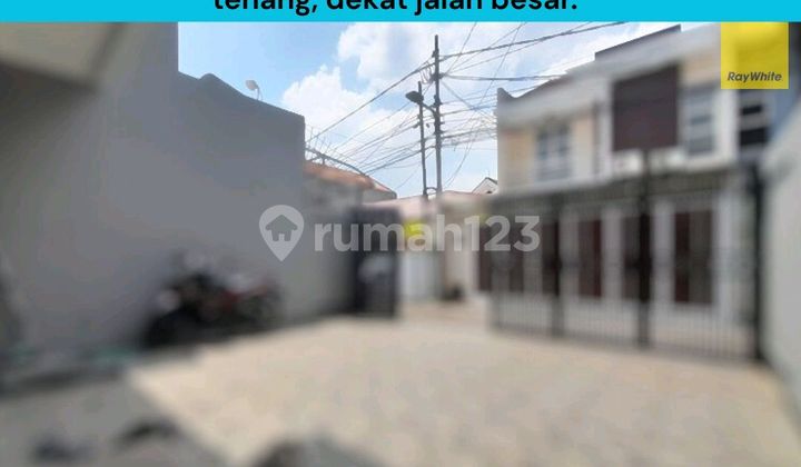 ID 266 House for Rent in West Tebet, Strategically Located Near Kokas Mall and Toll Road, KRL