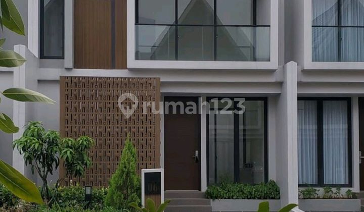 Dijual Rumah Cantik Summarecon Bogor , Cluster Pinewood Type Premium , Cluster Depan Dekat Jalan 1