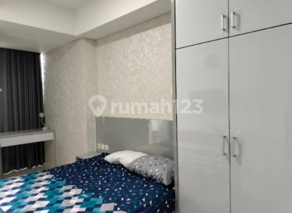 For Rent Pacific Garden Alam Sutera Apartment with Swimming Pool View 2