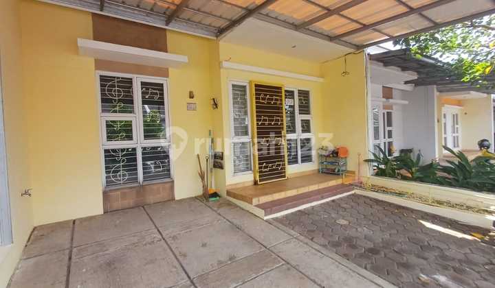 Jual Rumah Rumah Cantik Siap Huni Harga Oke Paradise Serpong City Depan Perumahan Ada Mall Dekat Toll Dekat Kampus Rumah SHM