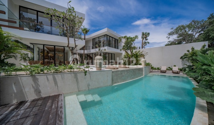 4 Bedrooms Luxury Villa With Cinema Room In Umalas