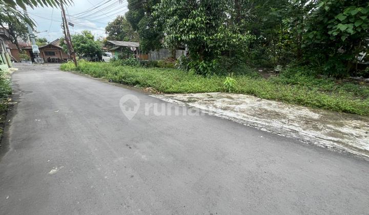 Tanah SHM Pekarangan Dekat Kampus Upn Harga Menarik Tanah SHM Pekarangan Dekat Kampus Upn Harga Menarik