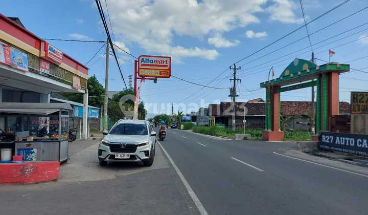 3 Land Plots with SHM Certificate in East Jogja Area Near Airport & Stadium 3 Land Plots with SHM Certificate in East Jogja Area Near Airport & Stadium