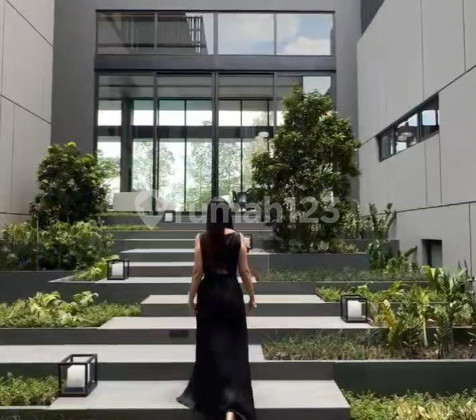 Jual Rumah Baru Botanic Villa House di Navapark BSD, 3 Lantai + Mezanine