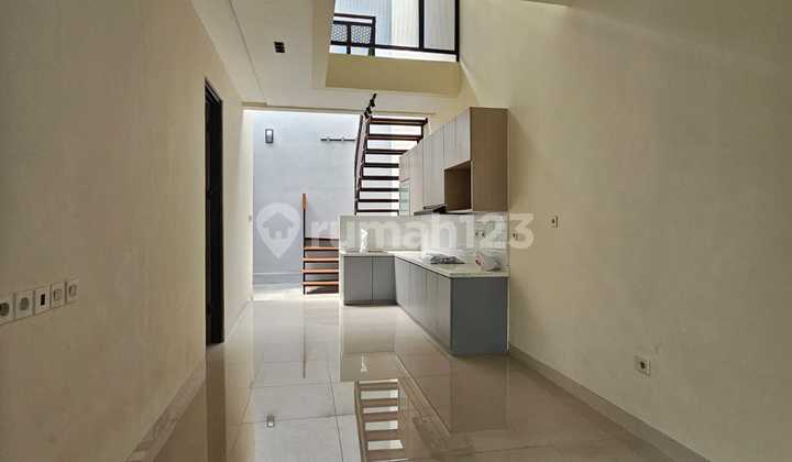 New House in Kencana Loka BSD 2