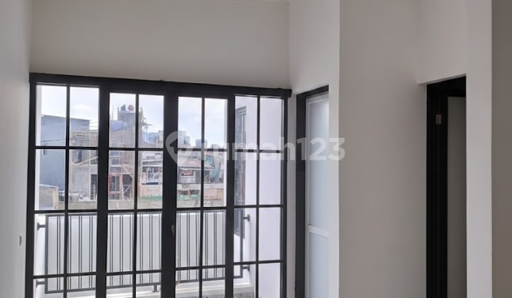 Rumah Minimalis Baru Dijual di Green Garden 2