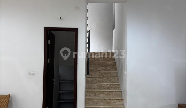 Di Sewa Rumah Golf Island Pik, Cluster Melody Siap Huni Furnish 2