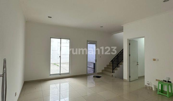 Rumah Disewa Green Lake City Cluster Australia 1