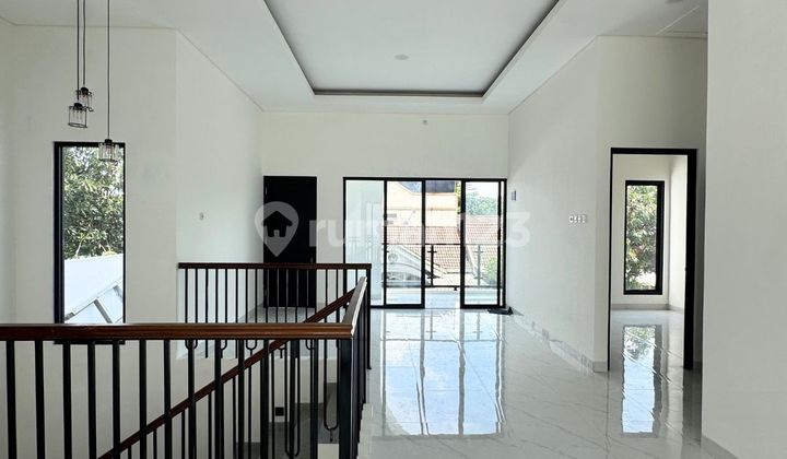 Sell New House in Kencana Loka BSD 2