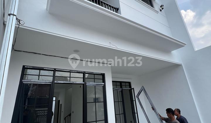 New House in Kencana Loka BSD