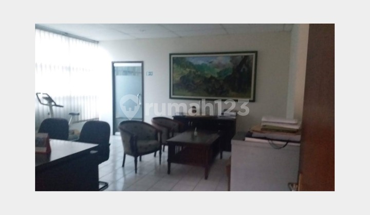 Kantor Lokasi Strategis dan Ciamiiiiik di Raya Prapen, Surabaya Kantor Lokasi Strategis dan Ciamiiiiik di Raya Prapen, Surabaya