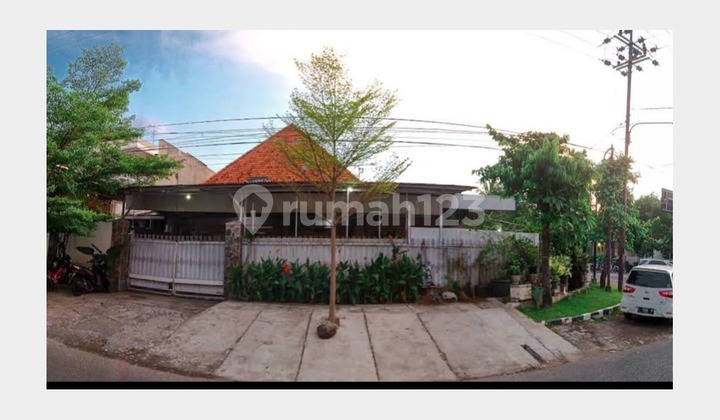 Rumah Murah Hitung Tanah & Strategis di Tegalsari, Surabaya 2