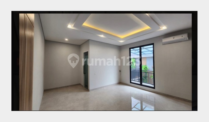 Rumah Baru Gress di Woodland, Citraland, Surabaya 2