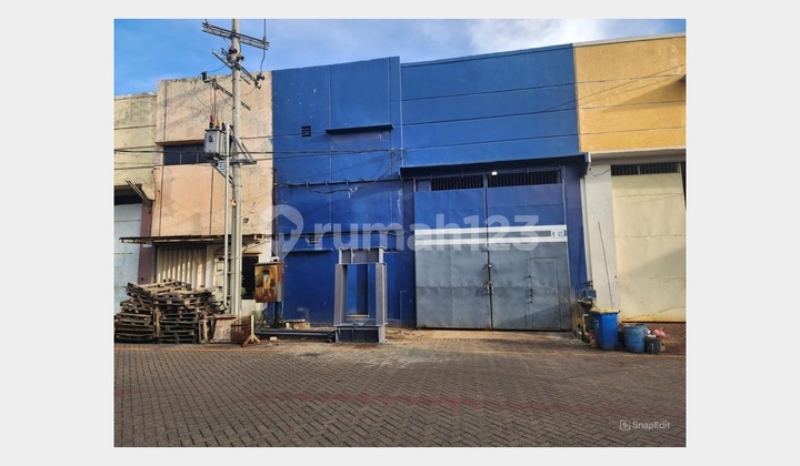 Warehouse in a Strategic Location in Sidoarjo Tritan Taman