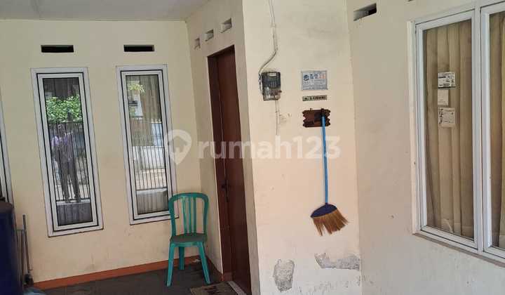 Dijual Rumah Lokasi Strategis Tengah Kota Lingkungan Nyaman 2