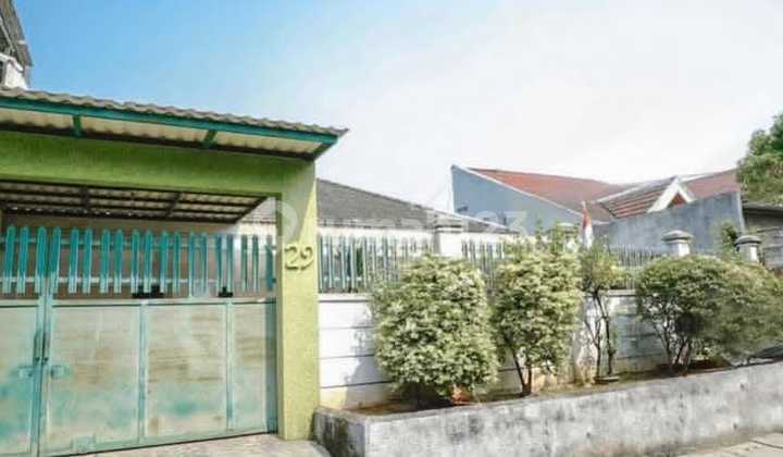 Dijual Harga Miring Rumah Lokasi Strategis di Kebon Jeruk 2