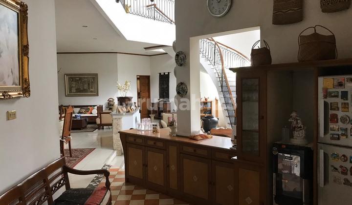 Dijual Tanah Luas dan Rumah Bagus di Bekasi Barat SHM 2