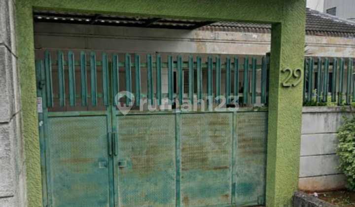 Selling Cheap Price House in a Strategic Location at Kebon Jeruk