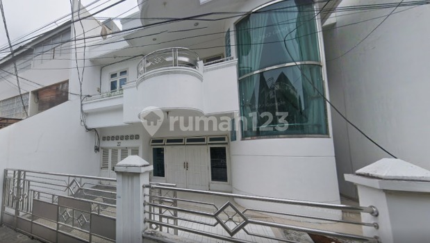 For Sale Nice House in Gambir Central Jakarta