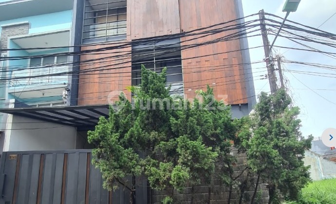Dijual Lelang Rumah Design Modern di Kalideres Jakarta Barat