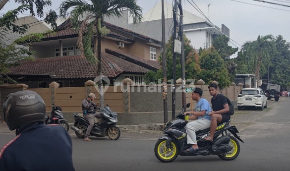 For Sale Auction Nice Hook House in Kalideres, West Jakarta 2