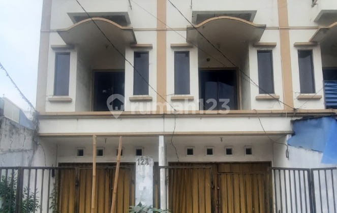 Dijual Lelang Ruko 3 Lantai di Jakarta Pusat