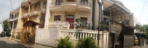 For Sale Nice House Land Area 250 M2 in Sunter Agung, North Jakarta 2