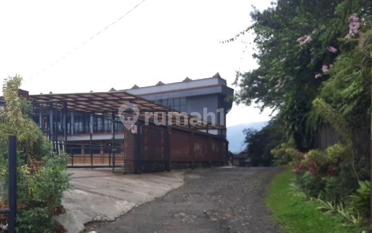 For Sale Nice House/Villa in Cisarua West Java Bogor For Sale Nice House/Villa in Cisarua West Java Bogor