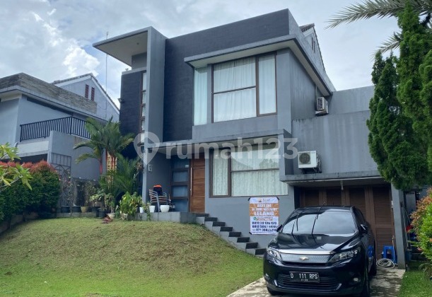 Dijual Rumah Bagus 2 Lantai di Bogor Jawa Barat 2