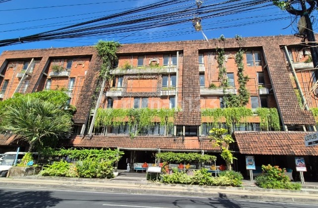 Dijual Lelang Hotel Bagus di Seminyak Bali