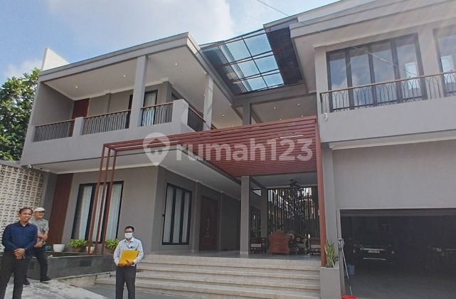 Dijual Rumah Mewah LT 1128 M2 di Cibubur Ciracas Jakarta Timur Dijual Rumah Mewah LT 1128 M2 di Cibubur Ciracas Jakarta Timur