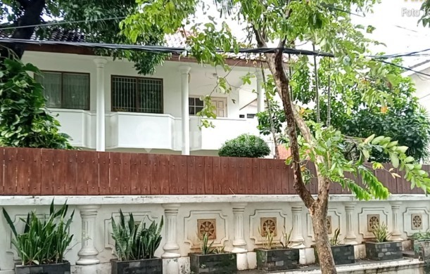 For Sale Nice House in Kebayoran Lama, South Jakarta 2