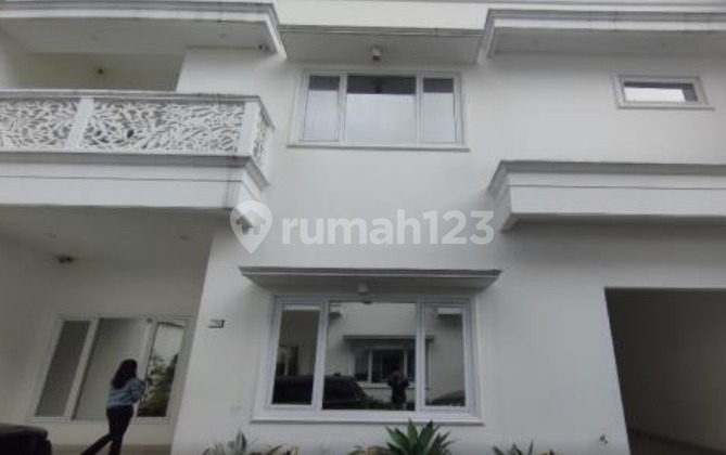 Auction Sale Good House Land Area 2469 M2 in Cisarua Bogor Auction Sale Good House Land Area 2469 M2 in Cisarua Bogor