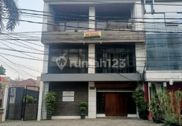 For Sale: Strategically Located Shop in Cipete, Cilandak, South Jakarta For Sale: Strategically Located Shop in Cipete, Cilandak, South Jakarta