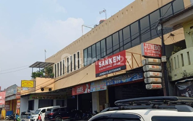 Affordable Shop House for Sale, Strategic Location in Cilincing, North Jakarta