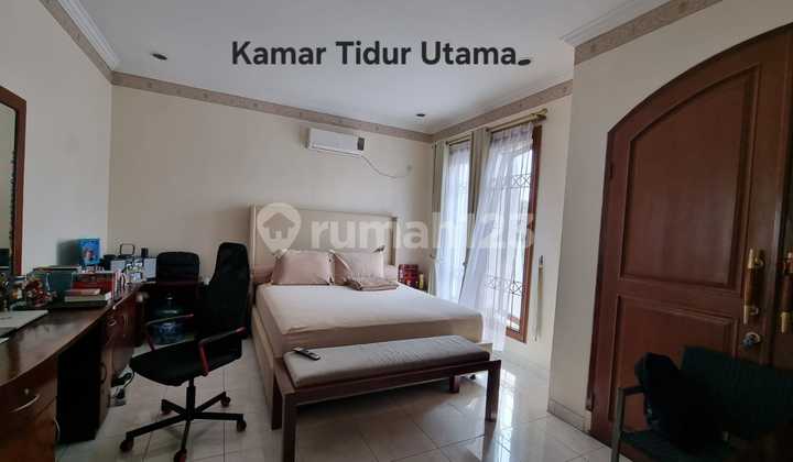 FOR QUICK SALE: Permata Gading villa house