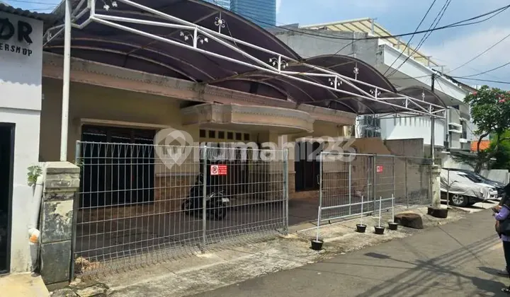 Dijual Sangat Murah! Rumah Cocok Kost di Jl Setiabudi V Jakarta Selatan Lt 344M2 Belakang Sudirman Good Invest Murah