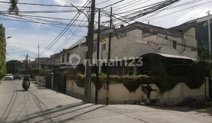 Dijual Murah Rumah Hitung Tanah! Rumah di Gading Griya Lestari, Kelapa Gading