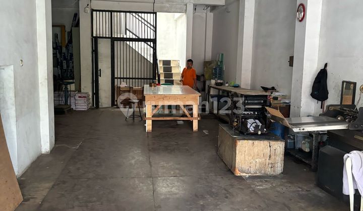 For Rent 2-Storey Shop House + Basement 2 Units Near Dunkin Buaran, East Jakarta 2