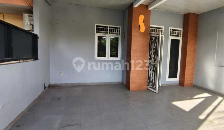 Disewakan Rumah 1,5 Lantai Siap Huni di Royale Residence 2 Segarajaya Tarumajaya Bekasi 2