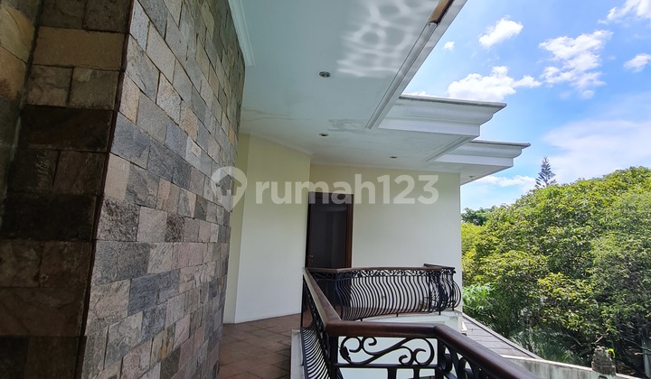 For Rent and Sale Nice 2-Storey House Patra Kuningan 2