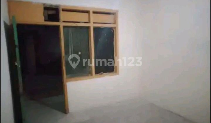 Affordable House Near Commuter Line and Toll Road Access 2