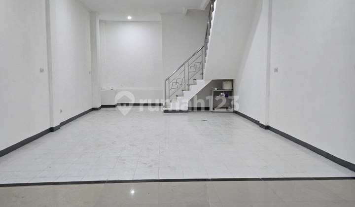 Strategic 3-Story Shophouse by Cikaret Cibinong Main Road 2