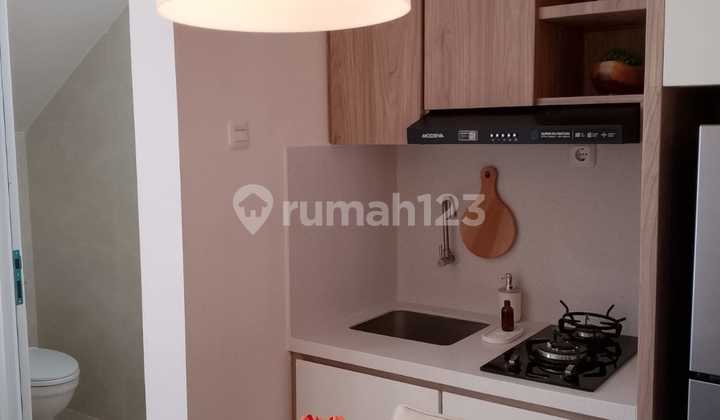 Rumah 2 Lantai Nempel BSD Dekat Stasiun dan Akses Tol Rumah 2 Lantai Nempel BSD Dekat Stasiun dan Akses Tol