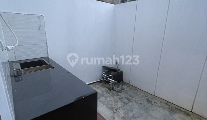 Rumah 2 Lantai Deket Stasiun Pondok Ranji Bintaro Rumah 2 Lantai Deket Stasiun Pondok Ranji Bintaro